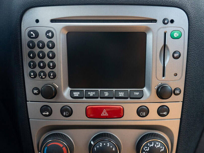 ألفا روميو 147 Interior 