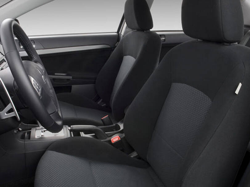 Mitsubishi Lancer Evolution Interior 