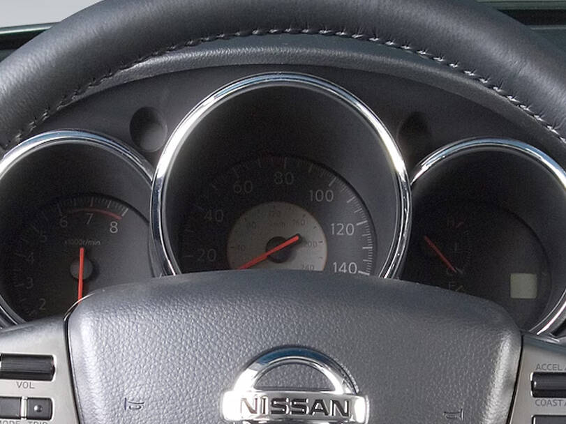 Nissan Altima 3rd (L31) Generation Interior 