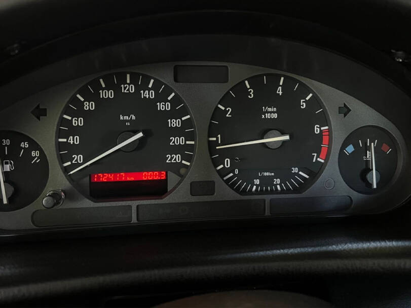 BMW 3 Series 3rd (E36) Generation Interior 