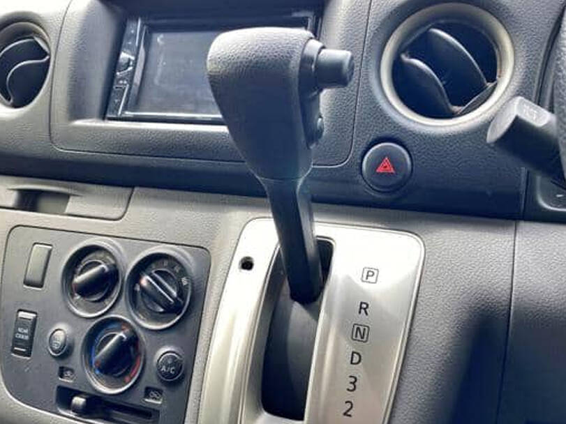 نيسان أورفان 2025 Interior 