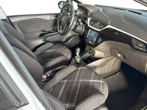 أوبل كورسا الداخلية 