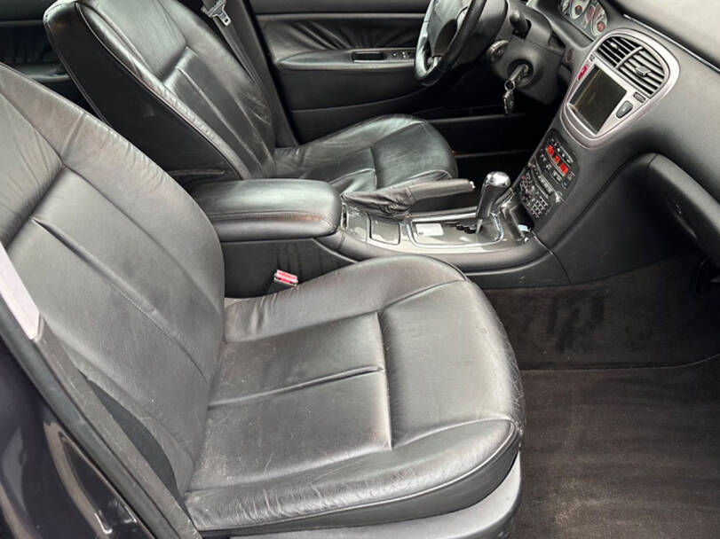 بيجو ٦٠٧ Interior 