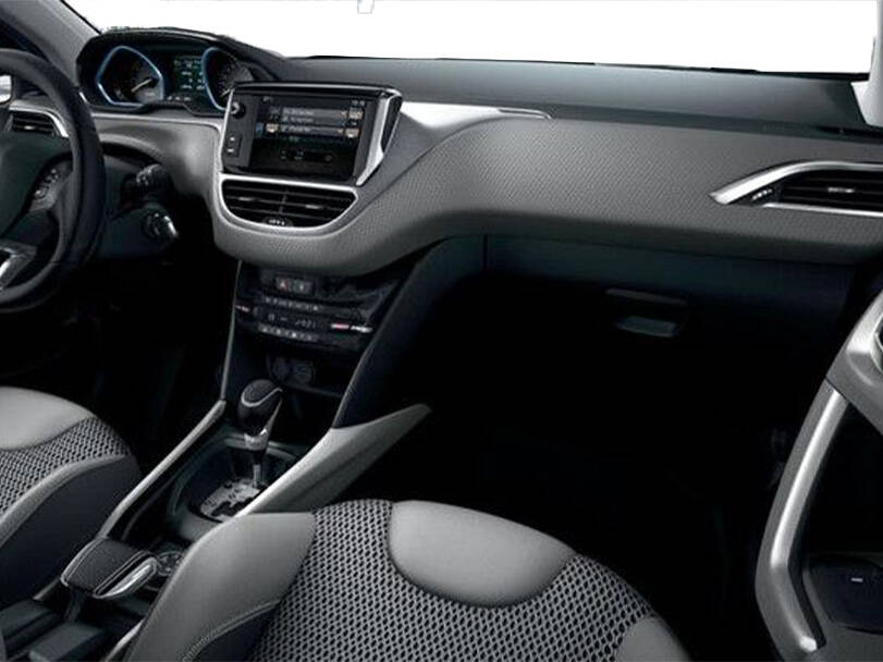 Peugeot 2008 1st (A94) Generation Interior 