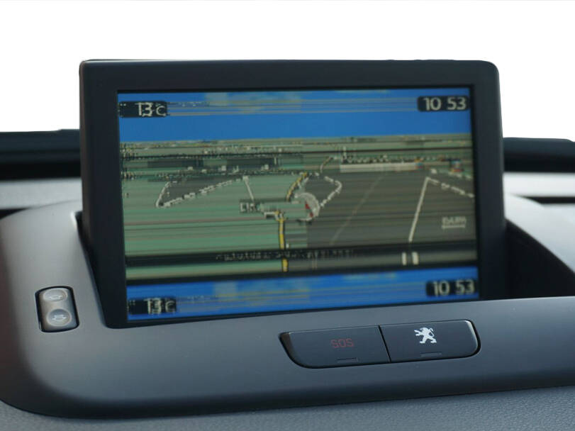 بيجو 5008 الجيل الأول (T87) الداخلية 