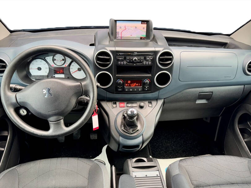 بيجو بارتنر Interior 