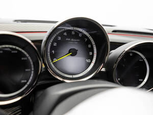 بورشه بورشه 918 سبايدر الداخلية 