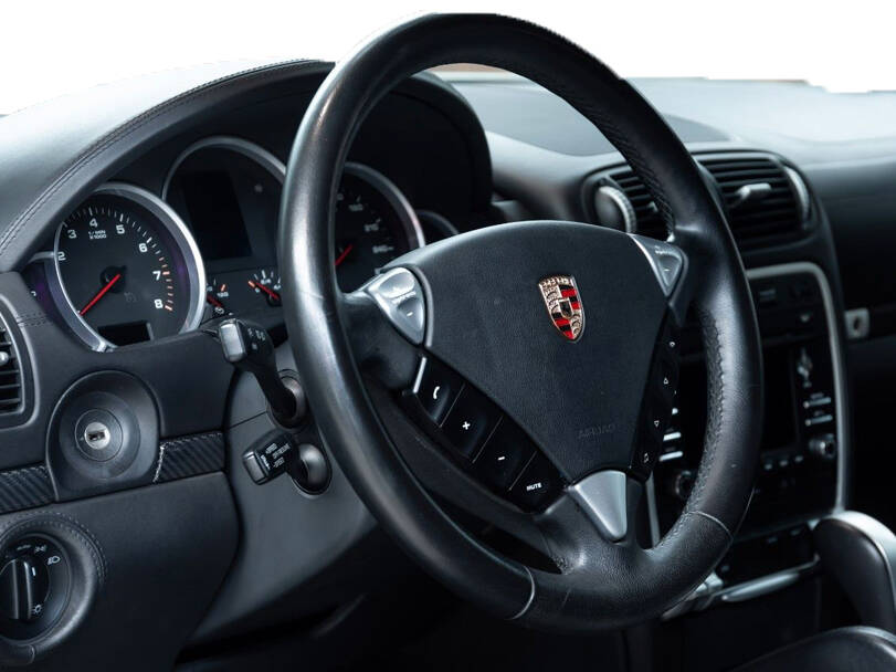 Porsche Cayenne 1st (E19PA) Generation Interior 