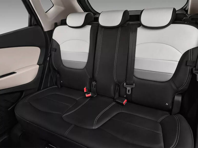 رينو كابتشر Interior 