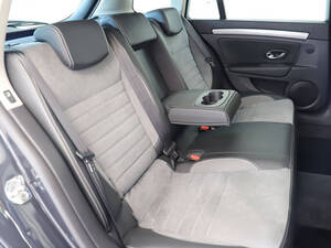 رينو لاجونا الداخلية 