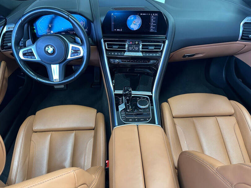 بي ام دبليو ٨ سيريز 2025 Interior 