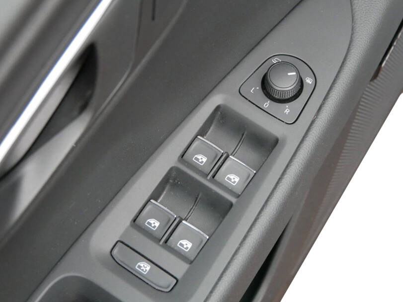 SEAT Leon 3rd Generation Interior 