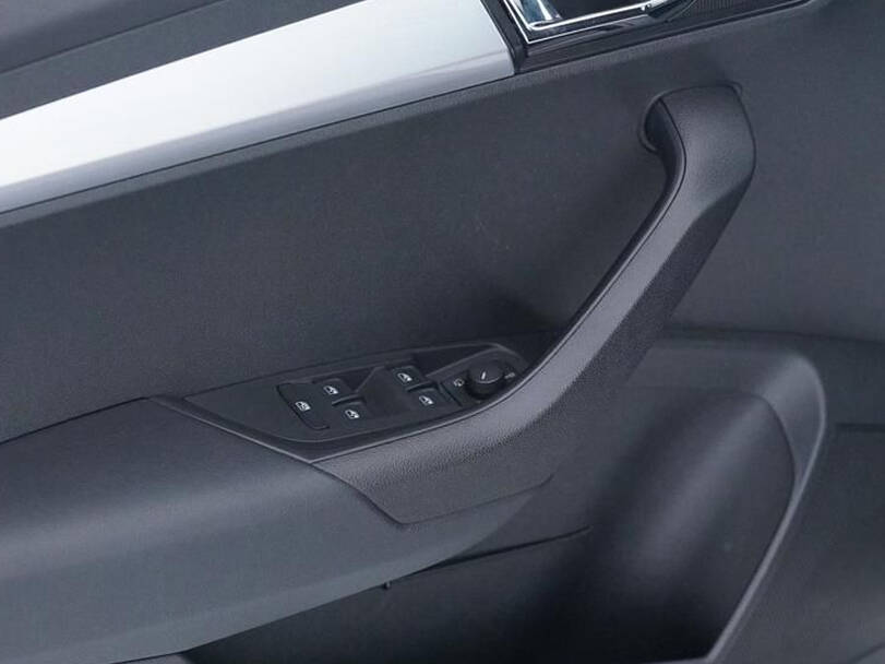 شكودا كاروك 2025 Interior 
