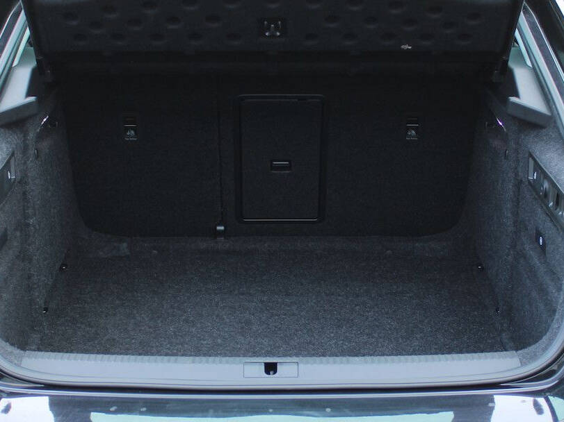 شكودا سوبرب الجيل الثالث (B8) Exterior 