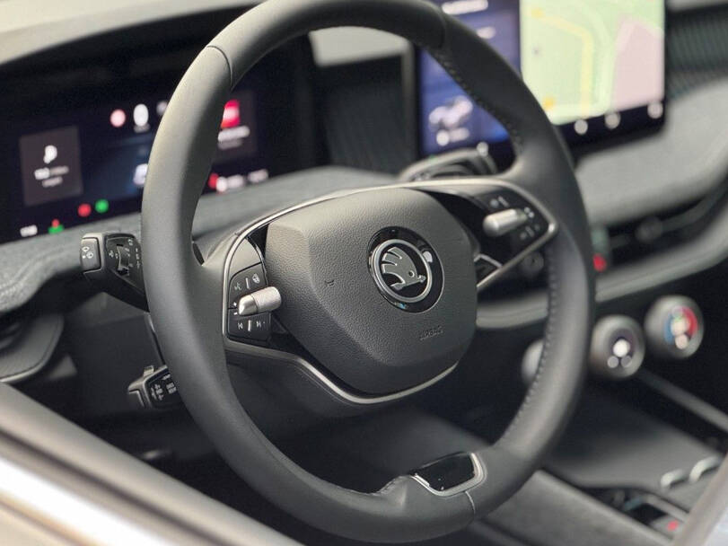 شكودا سوبرب Interior 