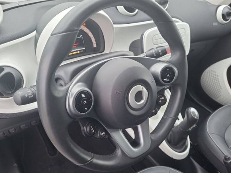 Smart ForFour Interior 