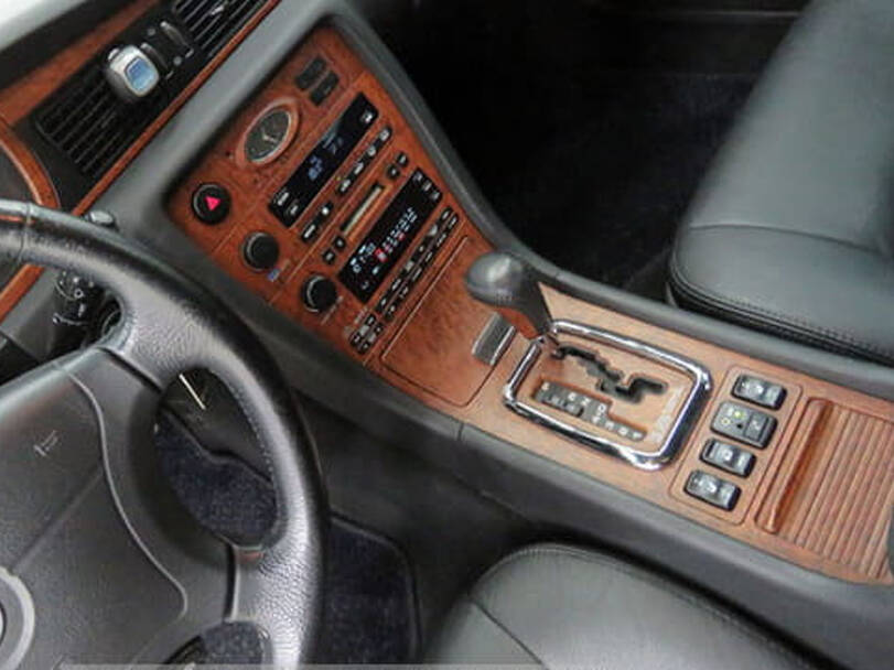 Ssangyong Chairman 1st Generation Interior 