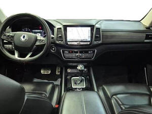 سانج يونج ريكستون الداخلية 