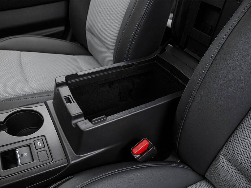سوبارو ليجاسي Interior 
