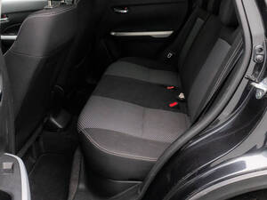  سوزوكي جراند فيتارا الداخلية 