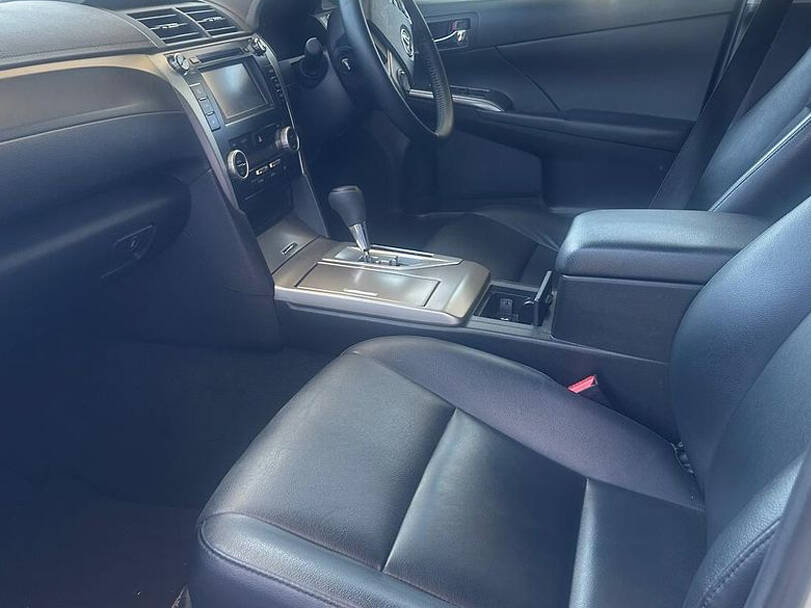 تويوتا أوريون Interior 