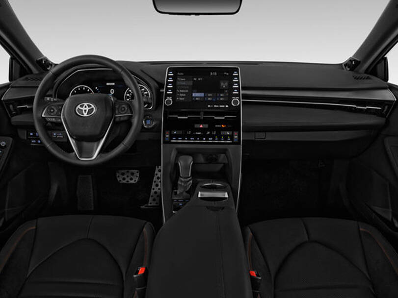 تويوتا أفالون Interior 