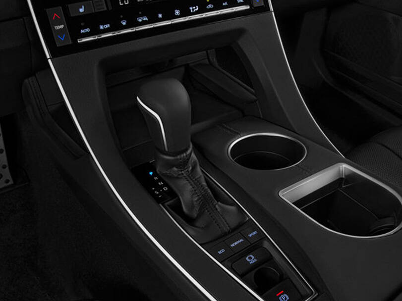 تويوتا أفالون Interior 