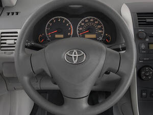 تويوتا كورولا الداخلية 