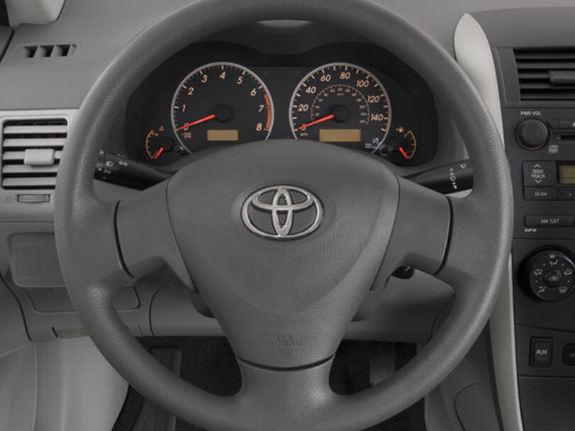 Toyota Corolla 10th (E140) Generation Interior 