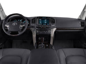 تويوتا لاند كروزر الداخلية 