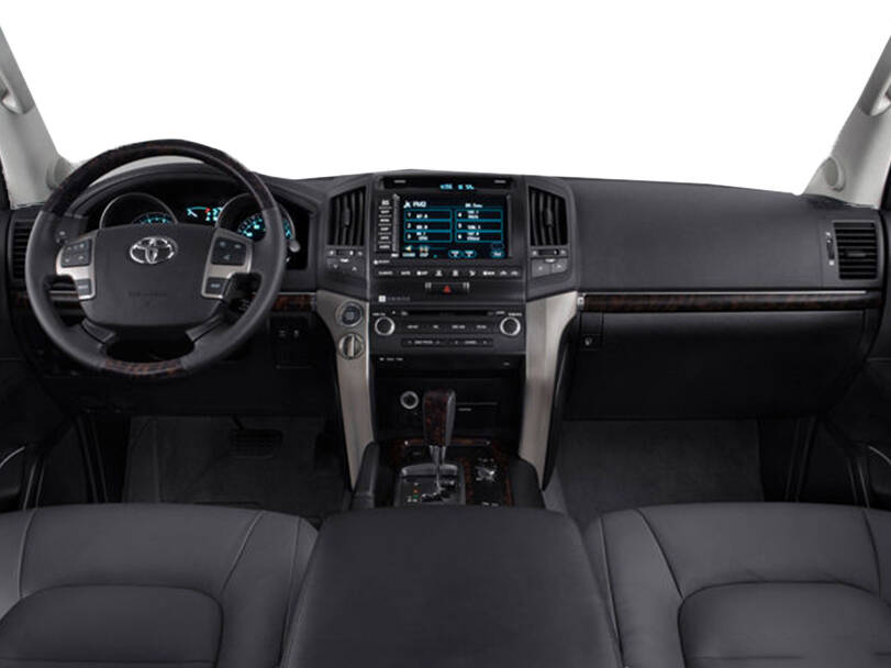 تويوتا لاند كروزر الجيل الرابع (J200) Interior 