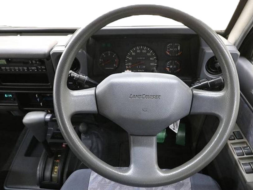 تويوتا لاند كروزر ٧٠ سيريز 2025 Interior 