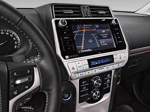 Toyota Land Cruiser Prado Interior 