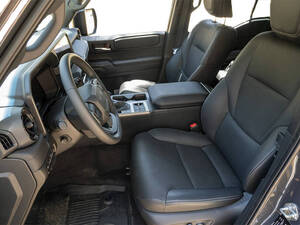 Toyota Land Cruiser Prado Interior 