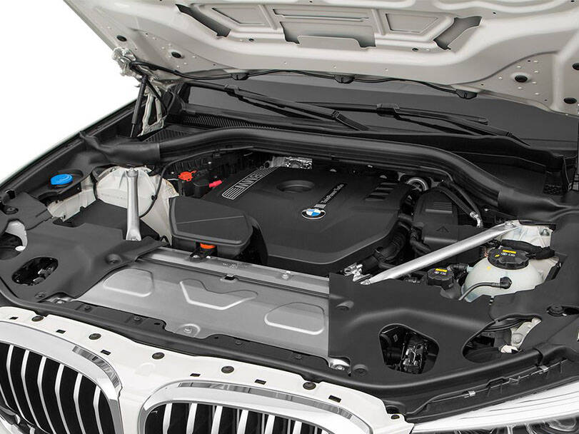 بي ام دبليو إكس ٤ 2025 Exterior 