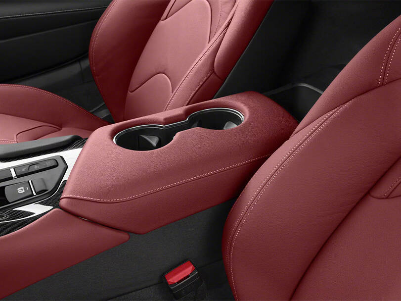 تويوتا سوبرا 2025 Interior 