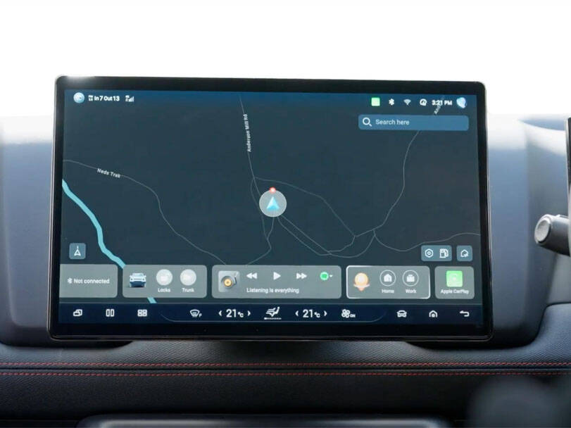 بي واي دي Shark 6 2025 Interior 