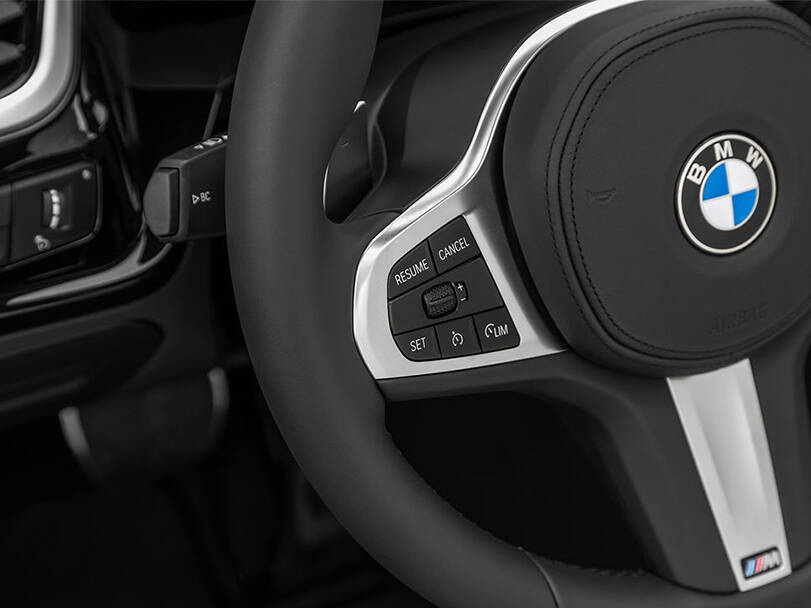 بي ام دبليو زد ٤ 2025 Interior 