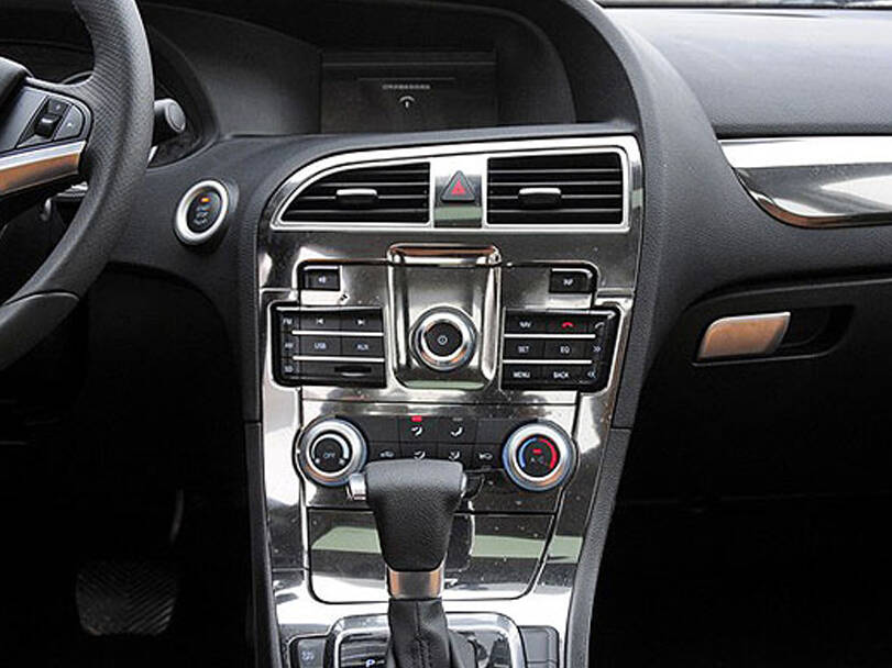 Brilliance H530 Interior 