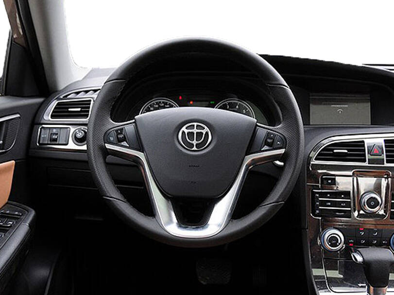 Brilliance H530 Interior 