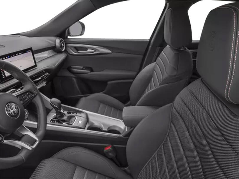 ألفا روميو تونالي 2025 Interior 