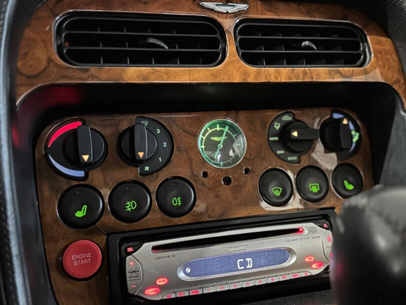 أستون مارتن DB7 Interior 