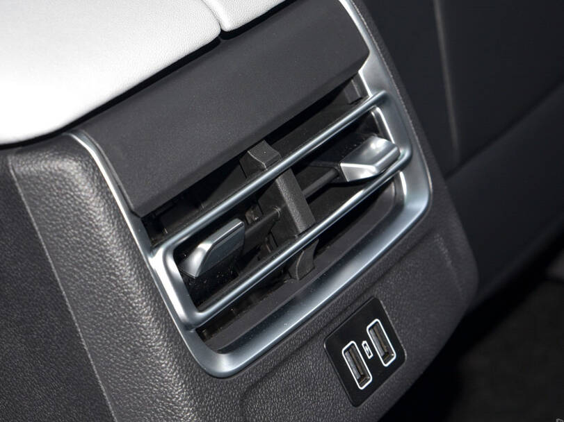 شانجان سي إس ٧٥ بلس Interior 