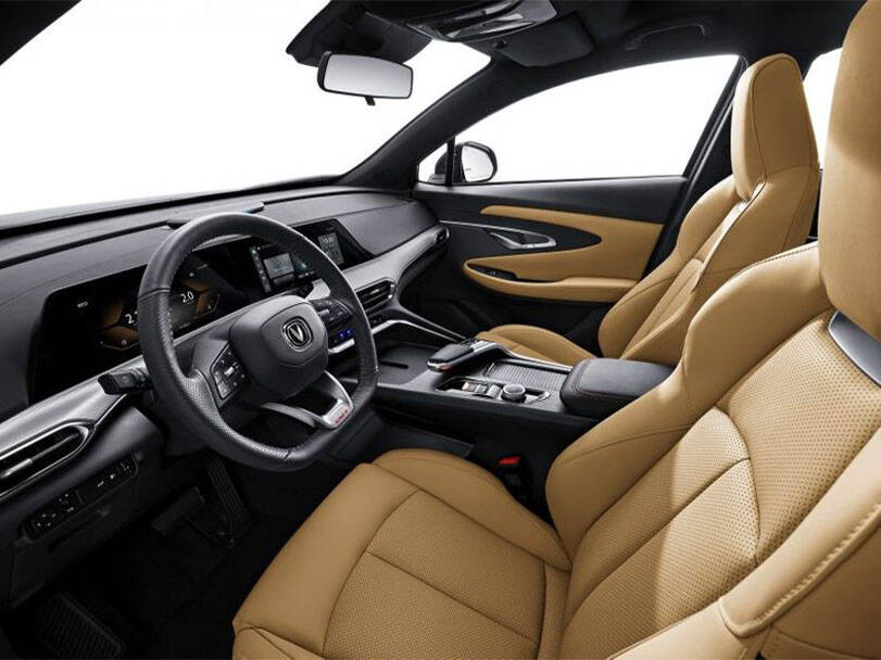 شانجان يوني تي Interior 