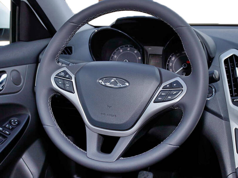 شيري أريزو ٧ Interior 
