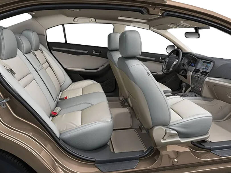 Chery E8 Interior 