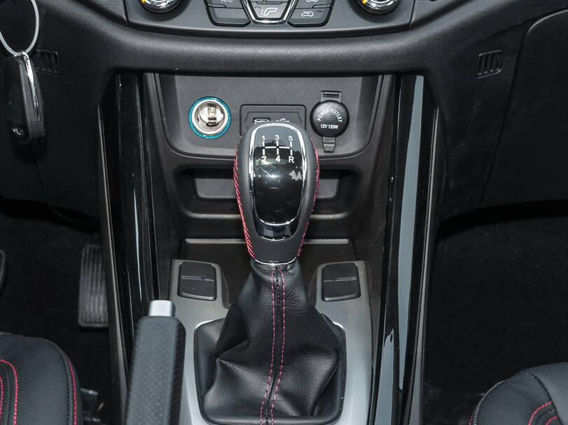 شيري تيغو ٥ 2025 Interior 