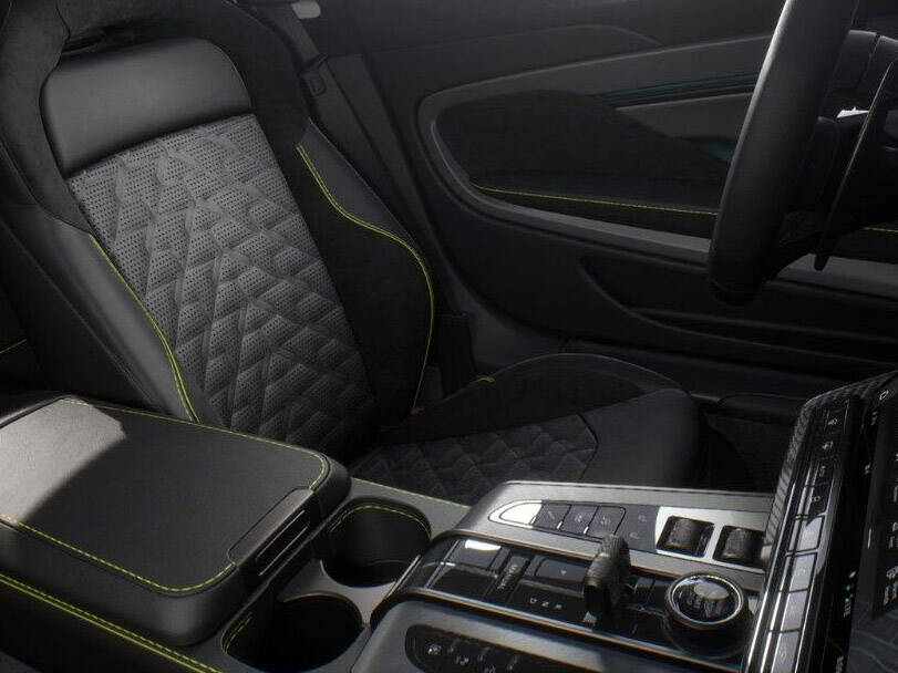 أستون مارتن فانكويش 2025 Interior 