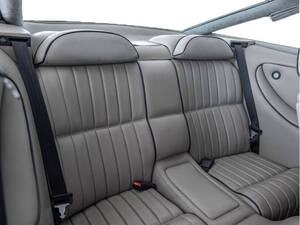 أستون مارتن فيراج الداخلية 