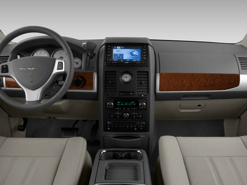 كرايسلر تاون آند كانتري Interior 